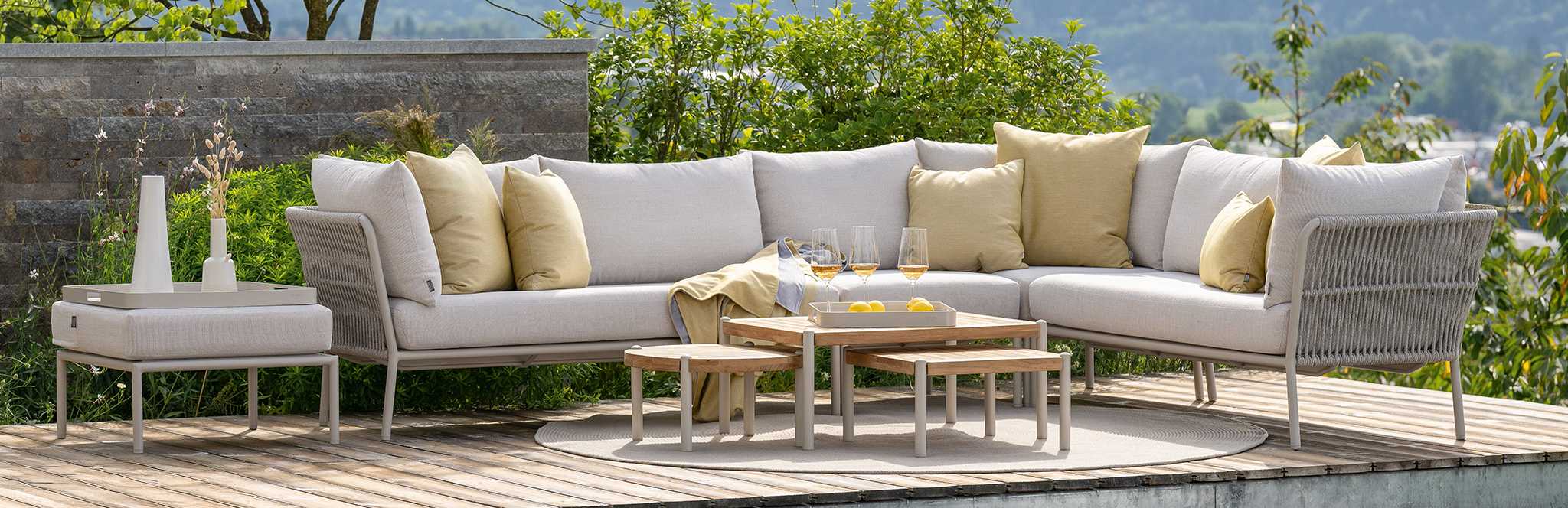 ROMY HEADER Romy Lounge links – Bild 3